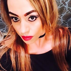 Meet your Posher, Norma